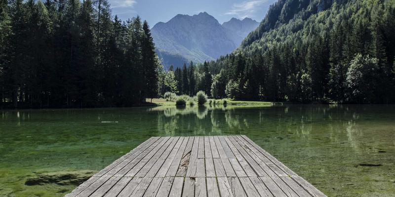 超高层建筑幕墙安装技术难点与安全保障全攻略：专业工程服务的核心解析